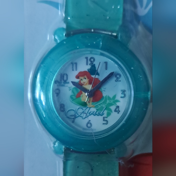 New Disney Ariel The Little Mermaid Watch - Picture 3 of 4